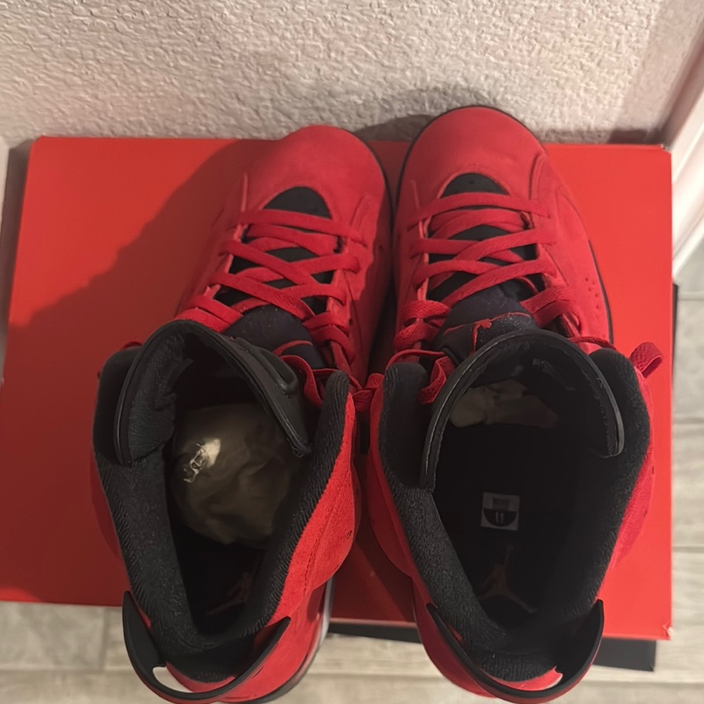 Air Jordan Retro 6 Red Sneakers - Picture 5 of 5